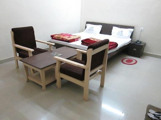 Ramprastha Hotel Ayodhya Ngoại thất bức ảnh
